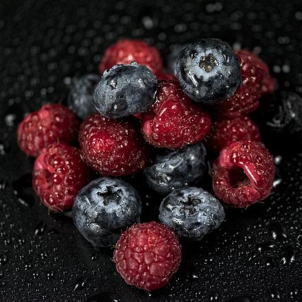 Dark Fruit Fragrance Oil for Candles