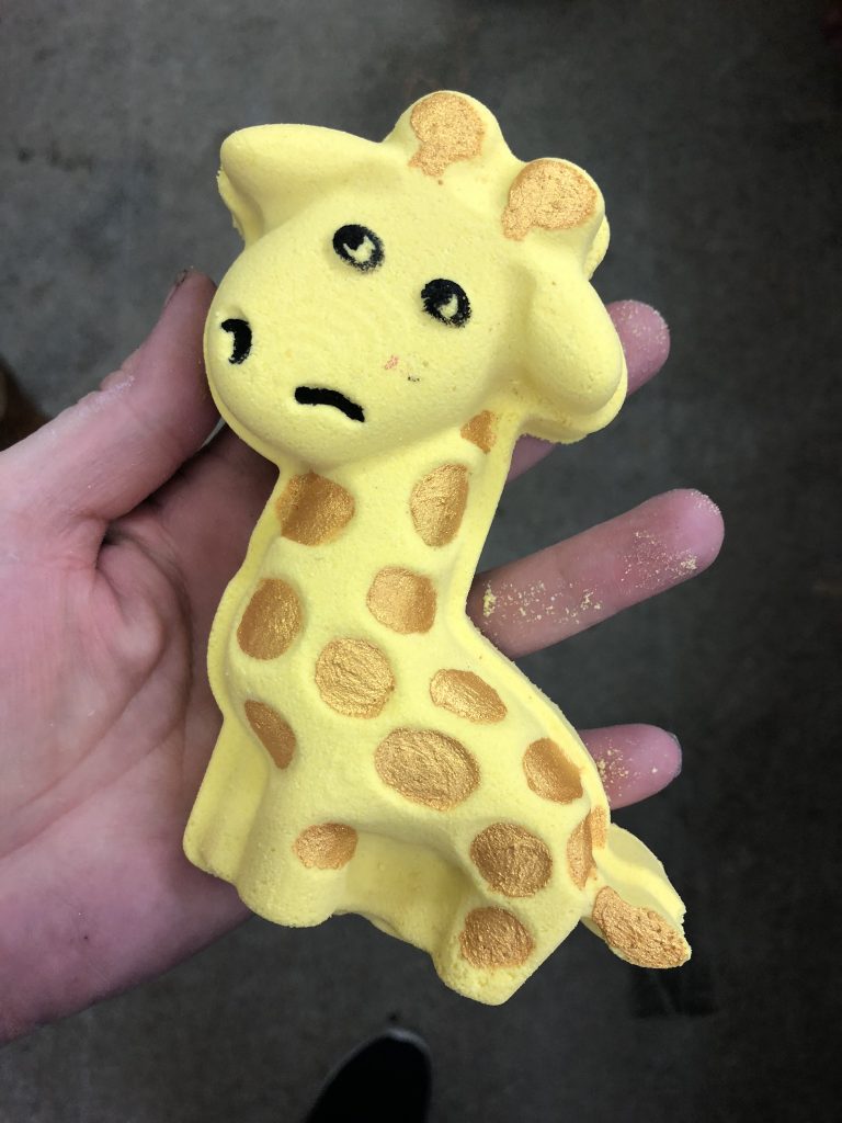 Gertrude the Giraffe Bath Bomb Mold