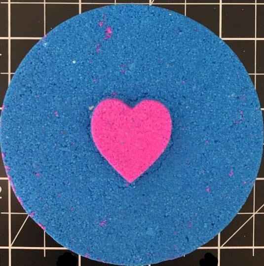 Raised Heart Disc - DB Bath Bomb Moulds