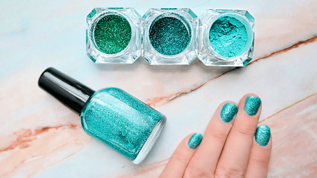 how to make DIY glitter nail polish