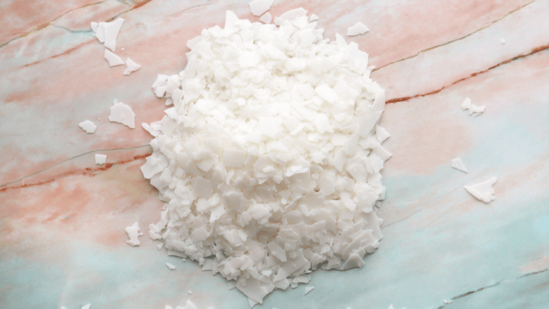 How to Use Mica Powder in Wax