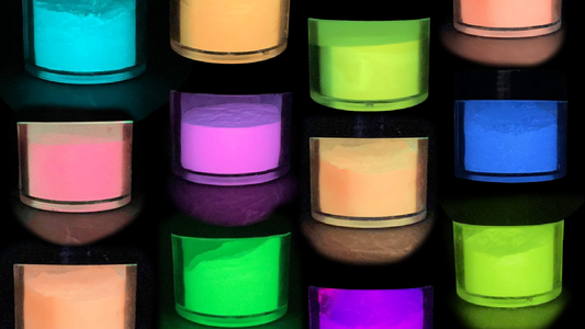What color of glow in the dark powder should I use?